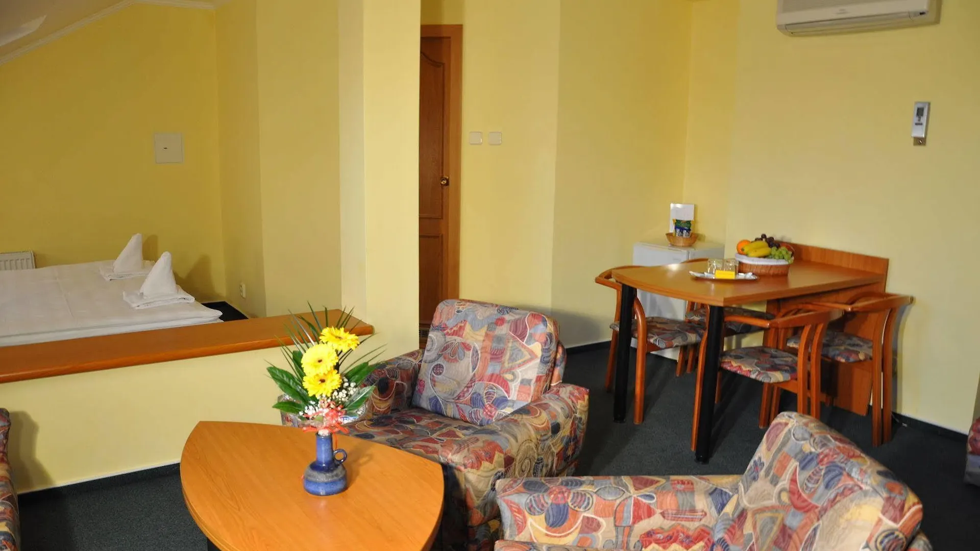 Hotel Nikolas Ostrava 3*,